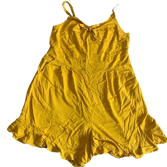 Torrid Challis Tie-Front Romper Sz 2 - Picture 6 of 7